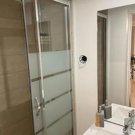 Appartement Le Cocon Balneo à Sens Extérieur photo